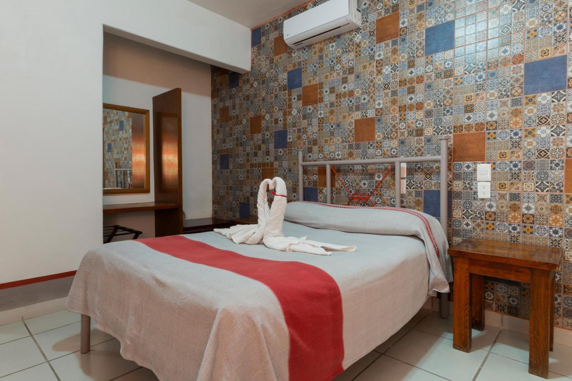 Hotel Posada El Cid Oaxaca Bagian luar foto