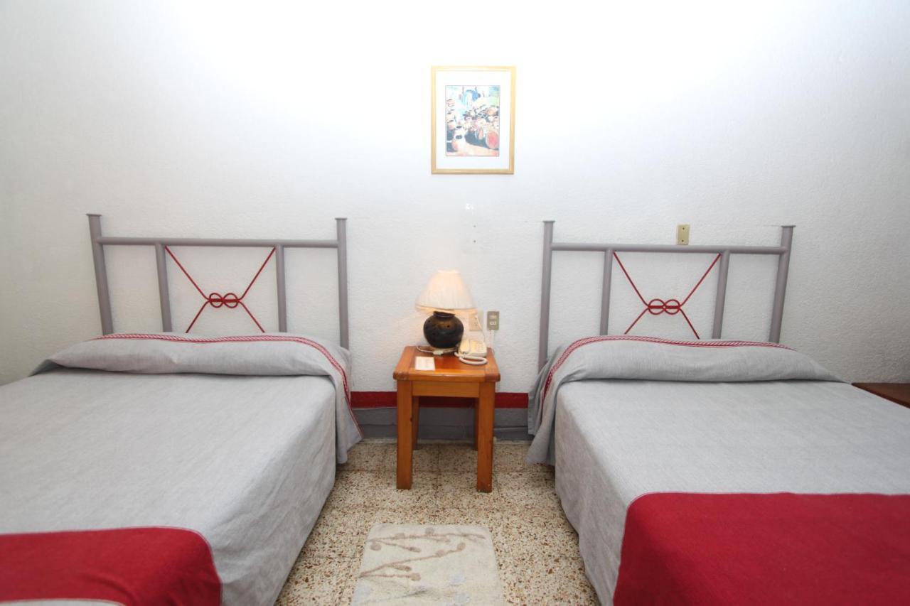 Hotel Posada El Cid Oaxaca Bagian luar foto